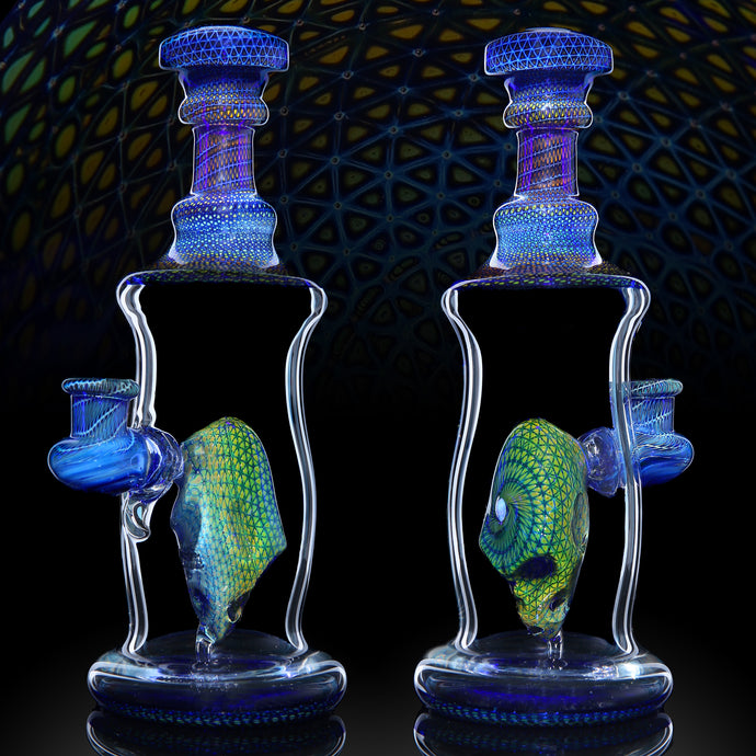 Elevator Glass Alien H.I.B
