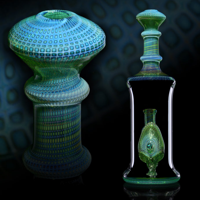 Elevator Glass Green Alien H.I.B
